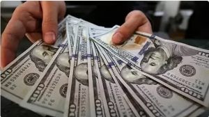 استقرار سعر الدولار بعد بيانات اقتصادية متباينة