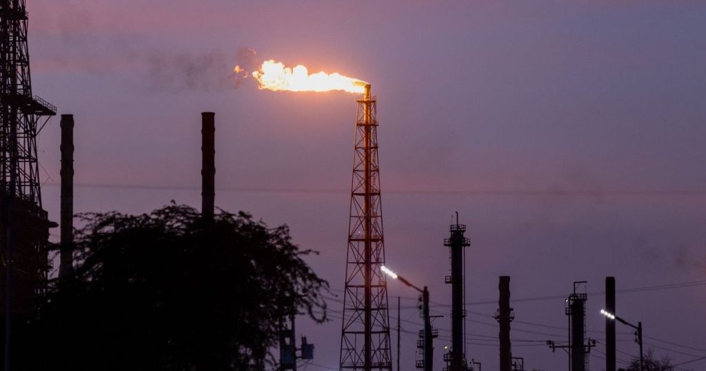 العراق يتوقع ارتفاع أسعار النفط عالمياً بعد أحداث فنزويلا