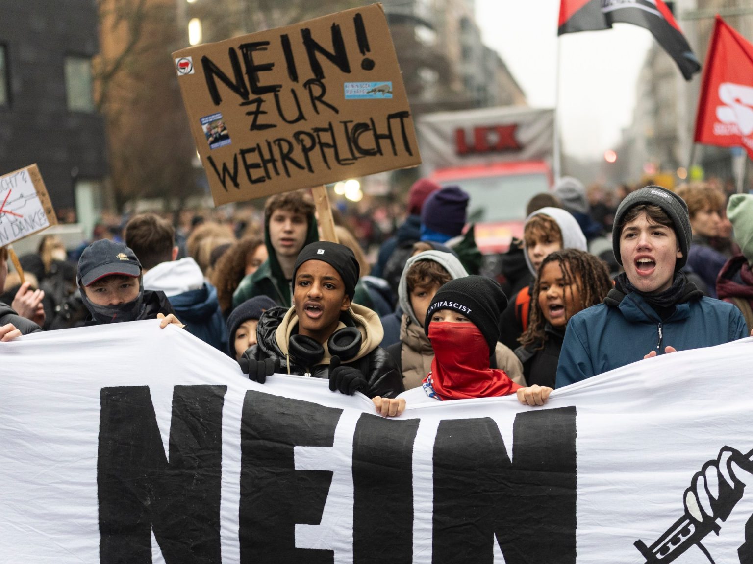 دراسة: خُمس سكان ألمانيا يفكرون بالهجرة