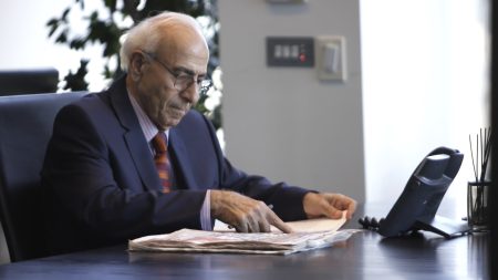 جميل عازر يروي أسرار مسيرته المهنية وأسباب نجاح الجزيرة