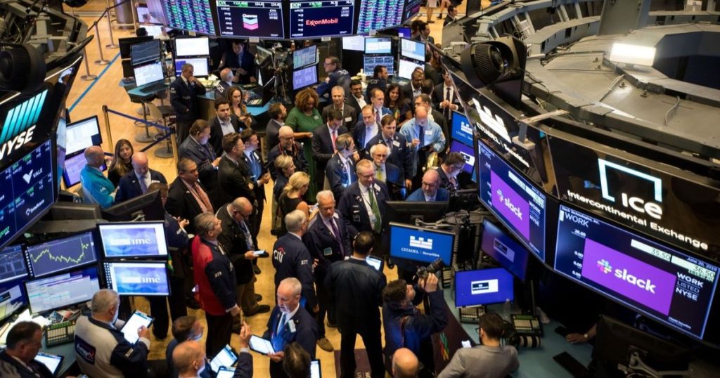 مؤشرات وول ستريت ترتفع مع عودة الزخم إلى أسهم التكنولوجيا