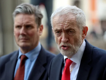 لأنه تستَّر على ضلوع كبار موظفيه.. جرائم إبستين تهدّد ستارمر