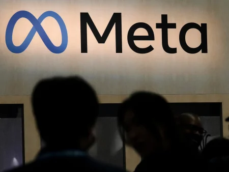 ميتا تعيد إحياء حلم الساعة الذكية بكاميرات مزدوجة وذكاء اصطناعي