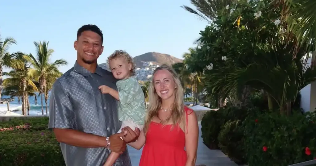 باتريك وبريتاني ماومهومز يحتفلان بعيد ميلاد ابنتهما ستيرلينج الخامس بألوان الباستيل (صور)