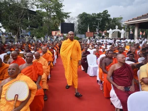 سريلانكا…رهبان بوذيون يحتجون لعدم استشارتهم في شؤون الدولة