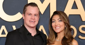 مؤثرة كامبل بوكي بيكيت وزوجها جيت يتوقعان مولودهما الثاني: “حلم يتحقق”