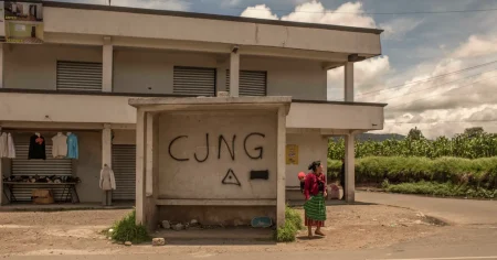 كيف تبنى كارتل المخدرات المكسيكي “CJNG” الذكاء الاصطناعي والطائرات المسيرة ووسائل التواصل الاجتماعي