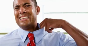 حين يصرخ الجسد بالروائح.. رسائل خفية وراء عرقك وأنفاسك