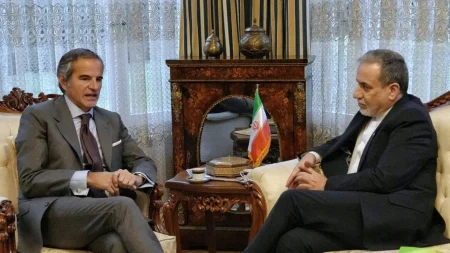 بين التخصيب والعقوبات.. إيران تبلور عرضها للجولة المقبلة