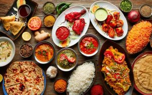 تذوّق النكهات الأصيلة في افضل مطعم هندي في دبي – ذا ييلو تشيلي