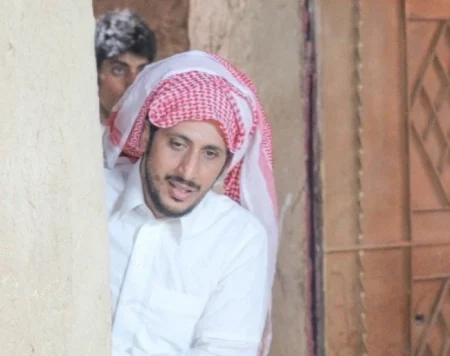 الممثل محسن الشهري يثير الجدل بعد رفض الظهور في بودكاست مجانًا