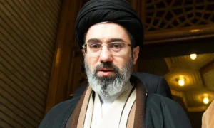 أسباب غياب المرشد الإيراني ومقتل قادة الحرس الثوري