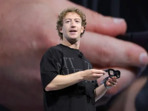 لماذا تخلى زوكربيرغ عن حلم “الميتافيرس” لصالح الذكاء الاصطناعي؟