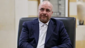 غموض يكتنف المفاوضات: قاليباف ينفي وواشنطن تؤكد