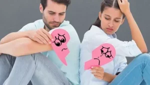 ما هي أسباب فشل العلاقات العاطفية واستراتيجيات التجنب؟