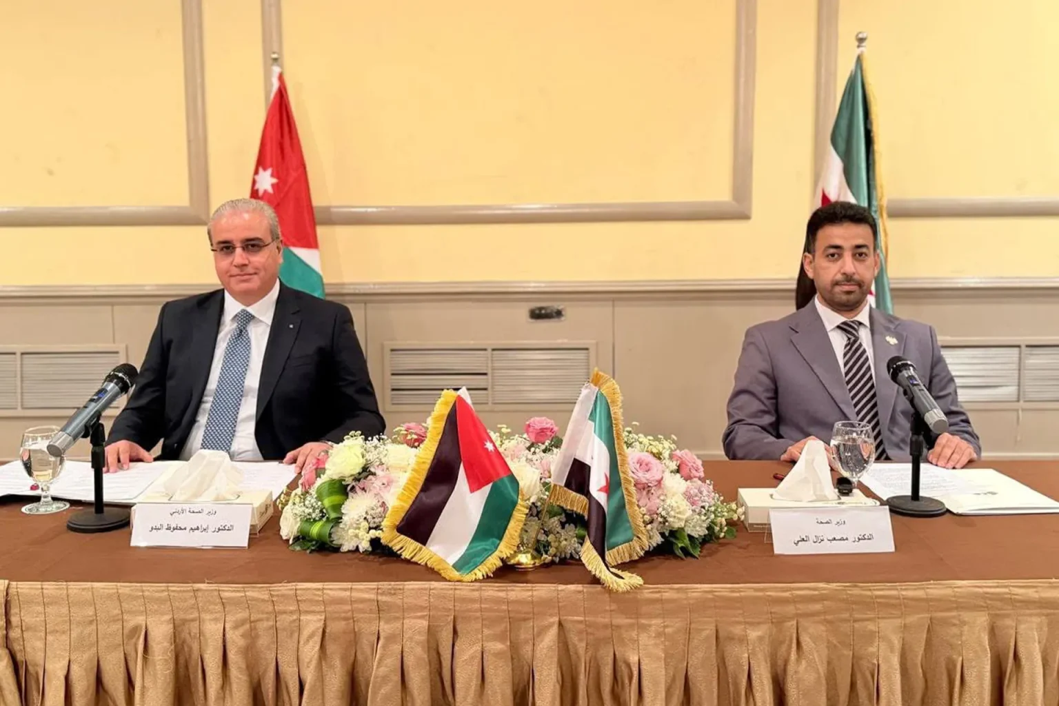 وزير الصحة الأردني يعلن اتفاقيات لعلاج مرضى السرطان السوريين بالأردن