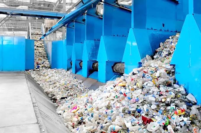 دراسة جدوى تدوير المخلفات | دليل الاستثمار في الخليج
