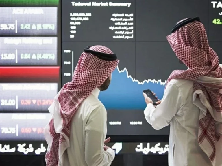 المؤشر السعودي يرتفع إلى 10,392.97 نقطة في التداولات
